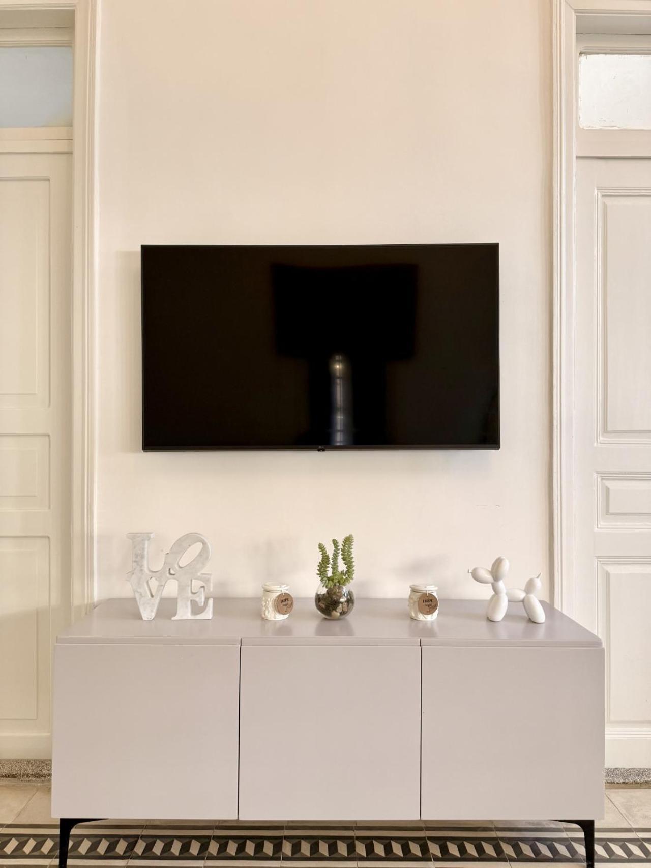 Olive A Heritage 2bedroom In Mar Mikhael
